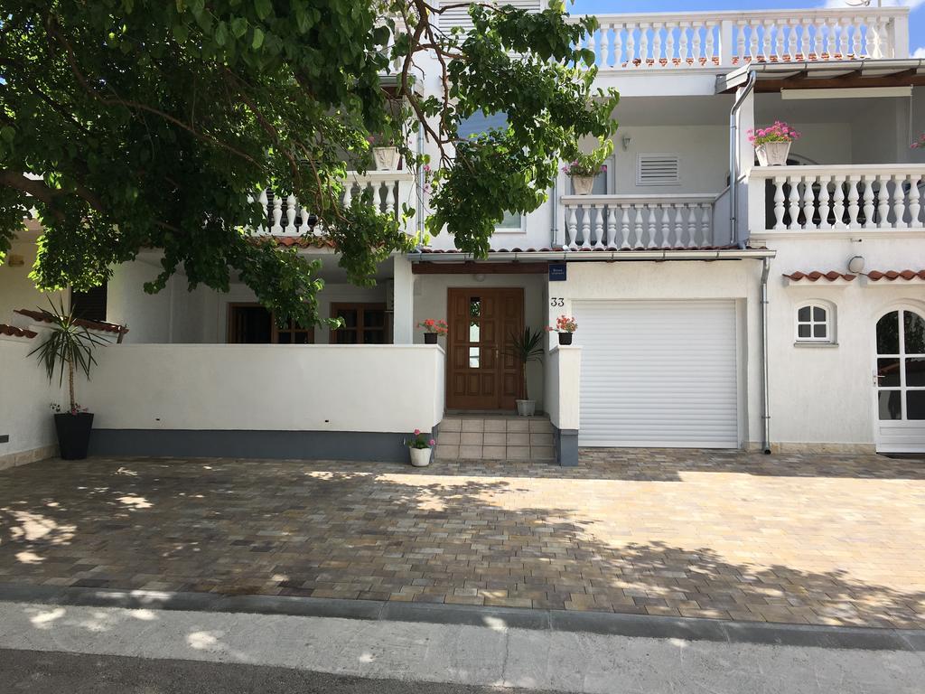 Apartment Barbin Vodice Exteriör bild