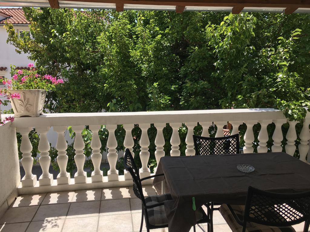 Apartment Barbin Vodice Exteriör bild